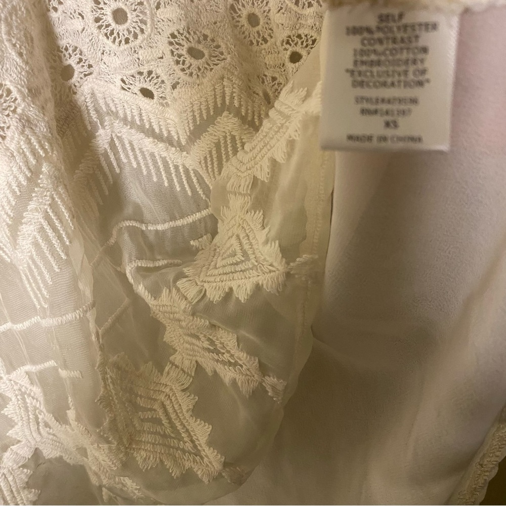 ASTR Women's White Lace Top Whimsical fairy festival size XS - Picture 5 of 6